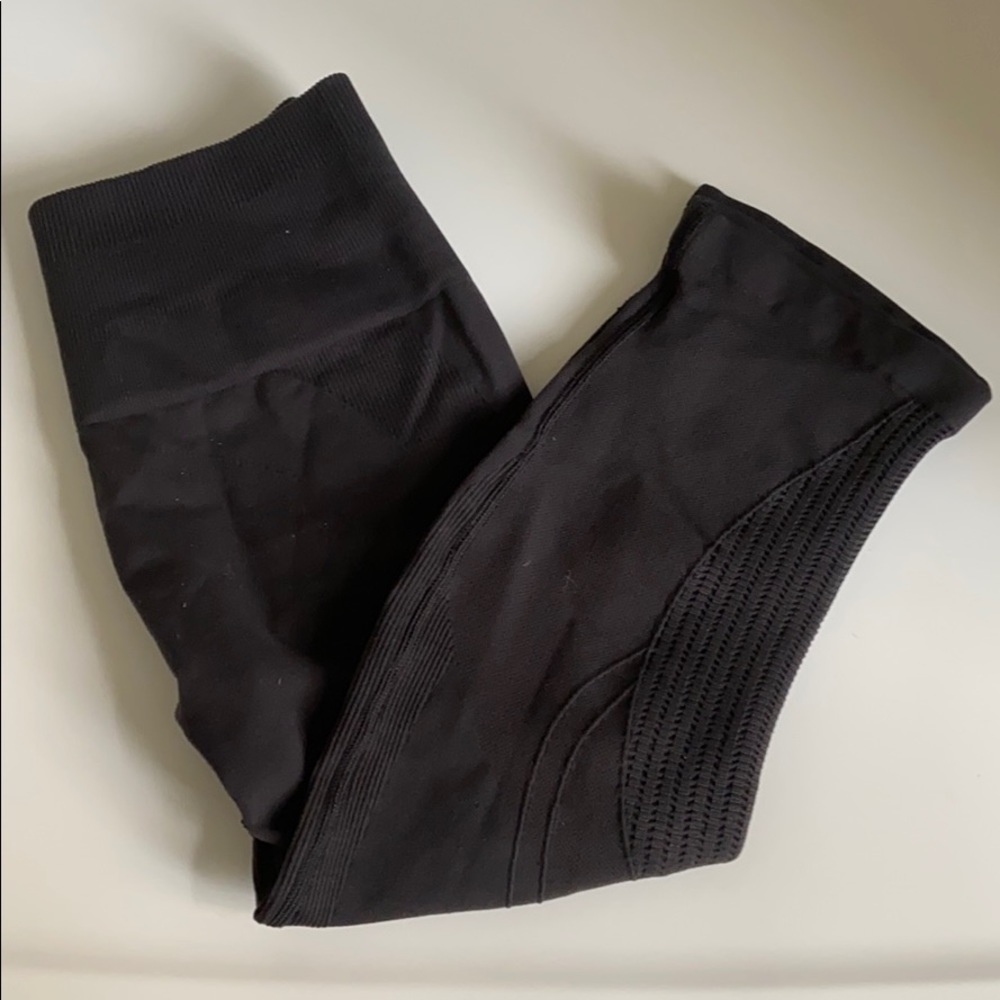Lululemon crop leggings